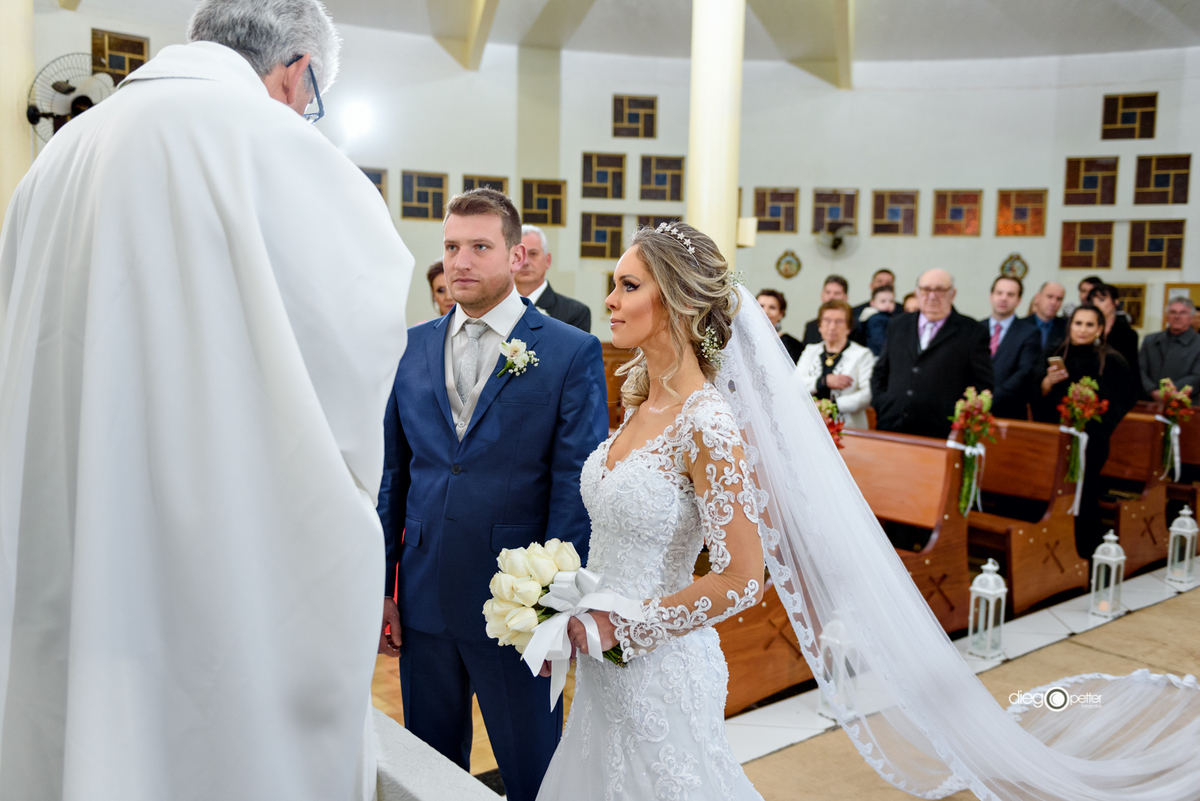 Casamento Vanessa e Vinicius na igreja Santa Rita em Soledade