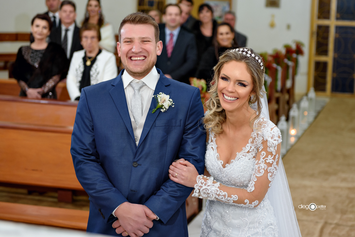 Casamento Vanessa e Vinicius na igreja Santa Rita em Soledade