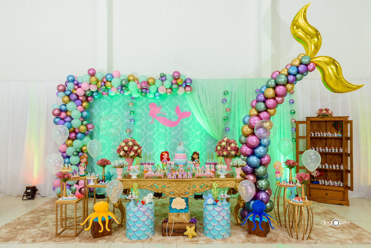 painel de fotos infantil no rancho balança