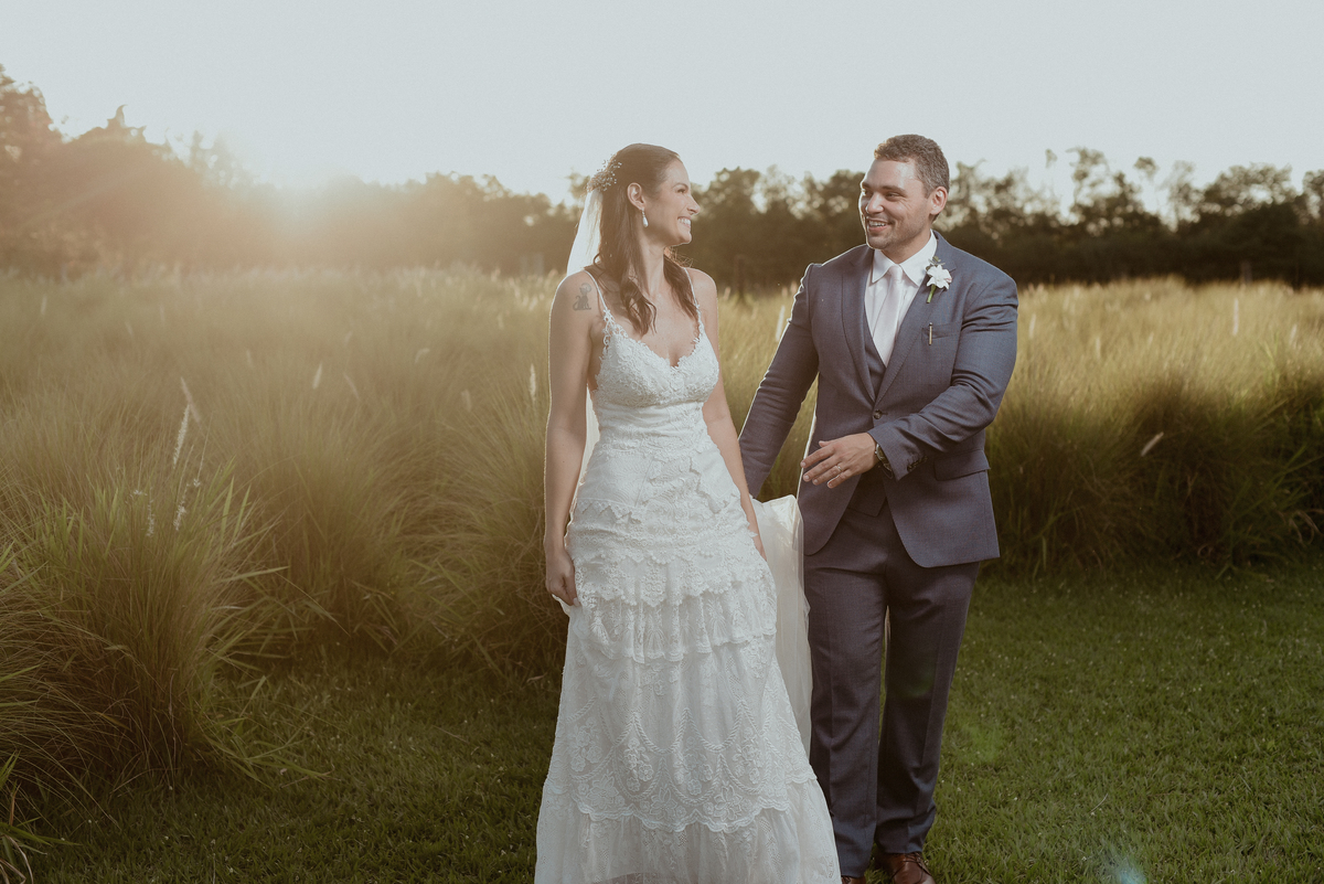 Sessão de fotos no por do sol no reserva de Santa Clara