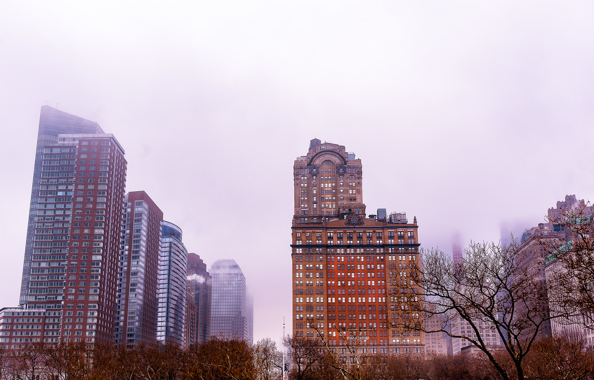 Foto de prédios de New York no final do outono e início do verão. dezembro de 2013. Manhattan. nova york. new york. prédios de Manhattan. arranha-céus da Cidade de Nova Iorque. arranha-céu dos Estados Unidos.