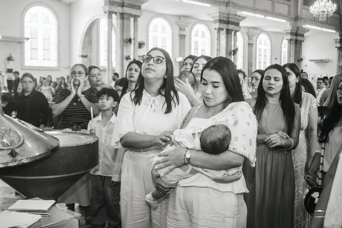 Fotógrafo de Batizado Católico em Manaus | Bernardo Oliveira Fotografia