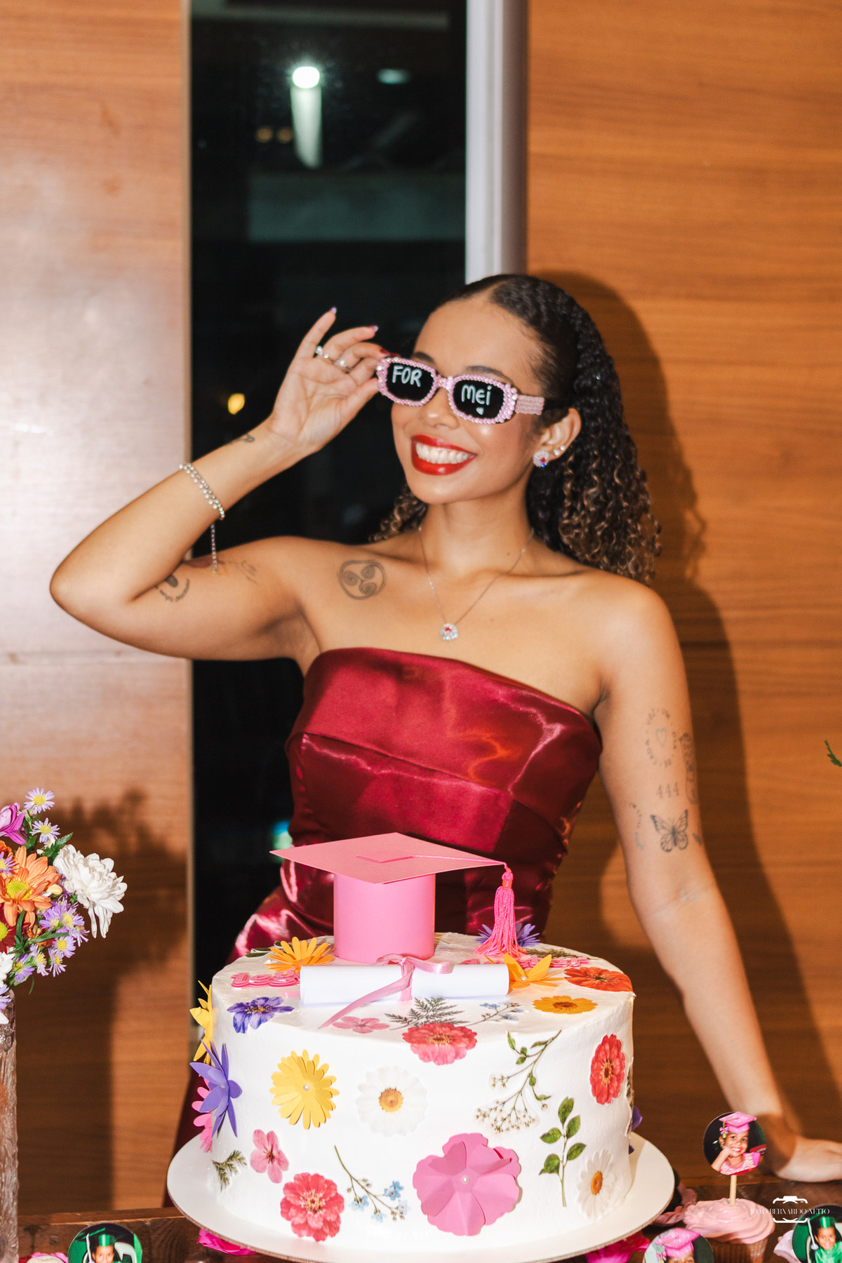 Jantar de formatura da Dra. Giovana Couto em Manaus, Amazonas. Fotografia profissional de formatura que registra conquistas, emoções e momentos especiais com sensibilidade e autenticidade.