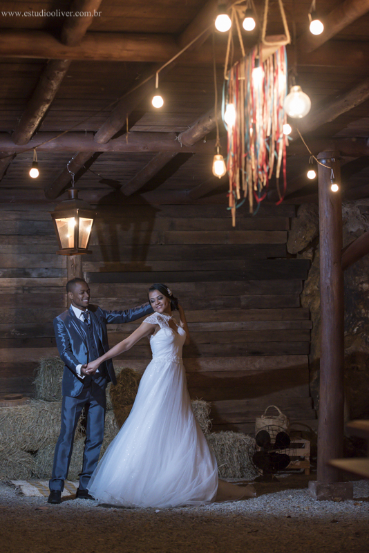 pós casamento, fotos romântica,  estudio oliver, studio oliver, fotografos de belo horizonte, fotografo em bh, estudio em bh, estudio em belo horizonte,  ensaio de casal, fotos pós de casamento, fotografo em caete, vestido de noiva,  v