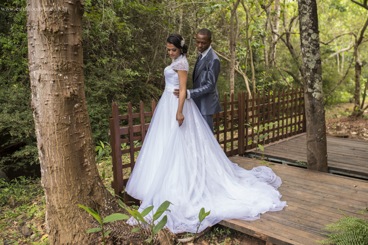 pós casamento, fotos romântica,  estudio oliver, studio oliver, fotografos de belo horizonte, fotografo em bh, estudio em bh, estudio em belo horizonte,  ensaio de casal, fotos pós de casamento, fotografo em caete, vestido de noiva,  v