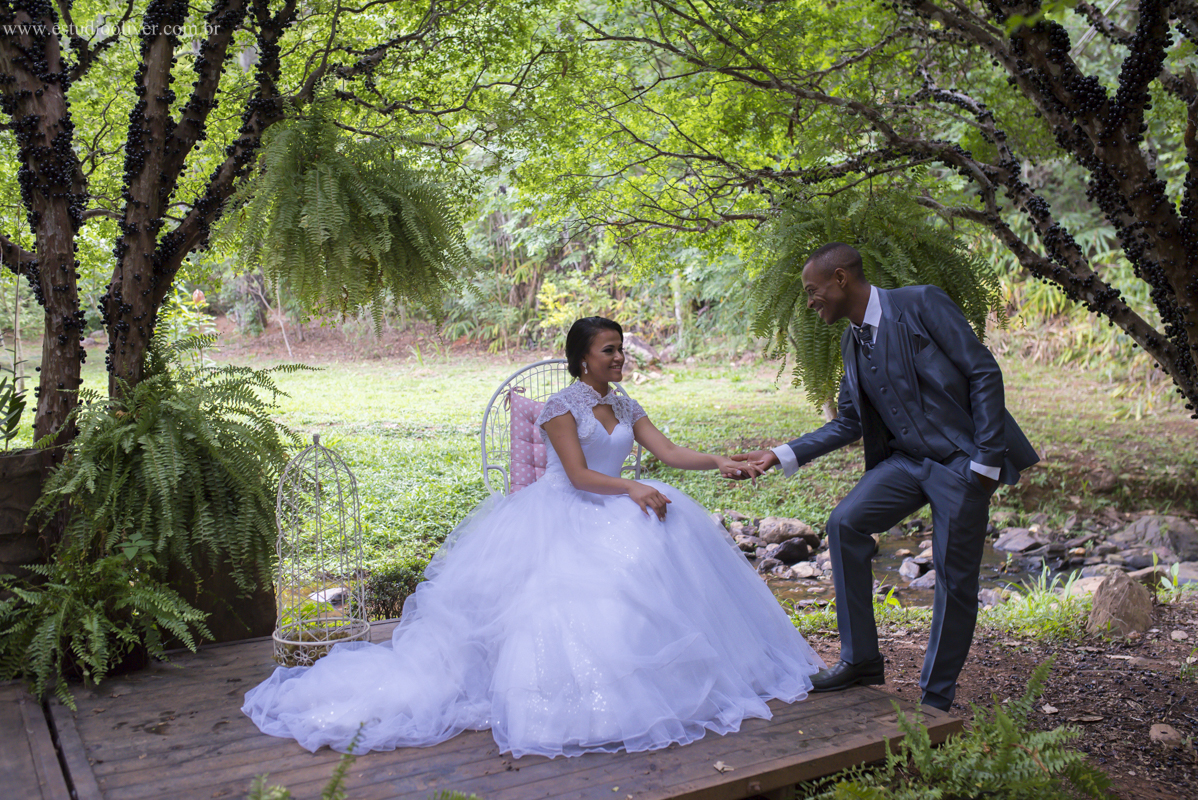 pós casamento, fotos romântica,  estudio oliver, studio oliver, fotografos de belo horizonte, fotografo em bh, estudio em bh, estudio em belo horizonte,  ensaio de casal, fotos pós de casamento, fotografo em caete, vestido de noiva,  v