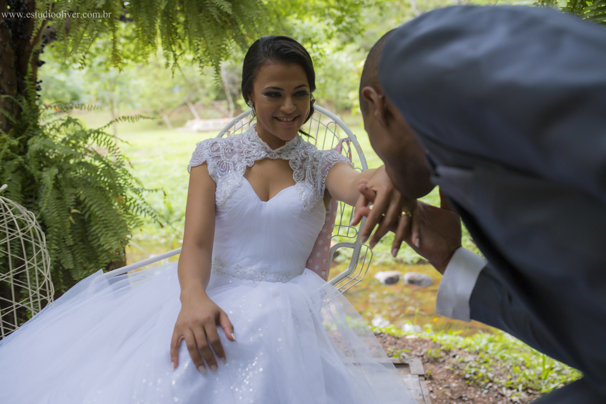 pós casamento, fotos romântica,  estudio oliver, studio oliver, fotografos de belo horizonte, fotografo em bh, estudio em bh, estudio em belo horizonte,  ensaio de casal, fotos pós de casamento, fotografo em caete, vestido de noiva,  v