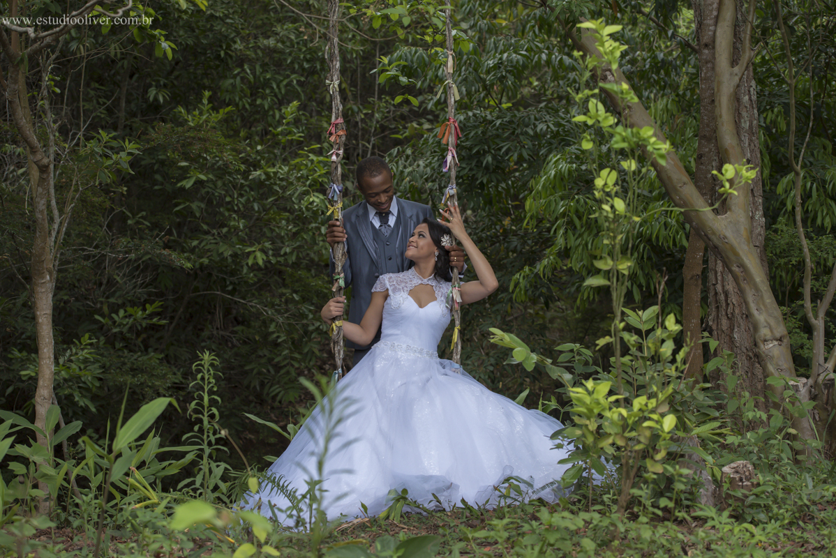 pós casamento, fotos romântica,  estudio oliver, studio oliver, fotografos de belo horizonte, fotografo em bh, estudio em bh, estudio em belo horizonte,  ensaio de casal, fotos pós de casamento, fotografo em caete, vestido de noiva,  v