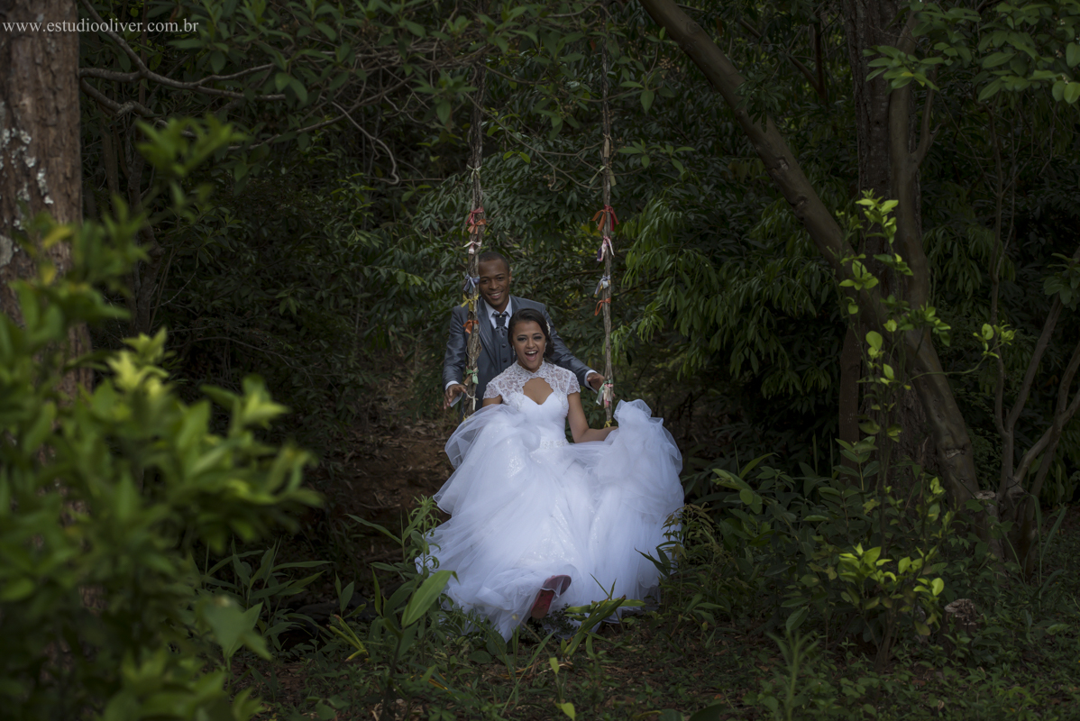 pós casamento, fotos romântica,  estudio oliver, studio oliver, fotografos de belo horizonte, fotografo em bh, estudio em bh, estudio em belo horizonte,  ensaio de casal, fotos pós de casamento, fotografo em caete, vestido de noiva,  v