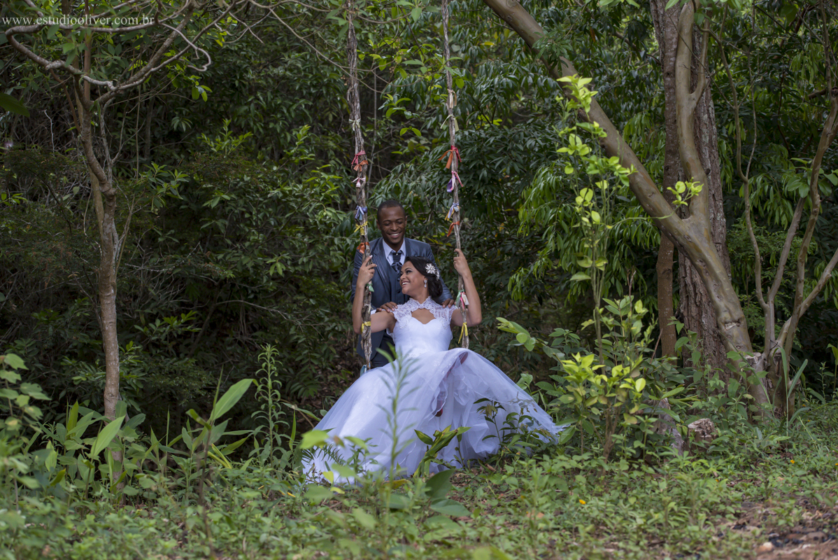 pós casamento, fotos romântica,  estudio oliver, studio oliver, fotografos de belo horizonte, fotografo em bh, estudio em bh, estudio em belo horizonte,  ensaio de casal, fotos pós de casamento, fotografo em caete, vestido de noiva,  v