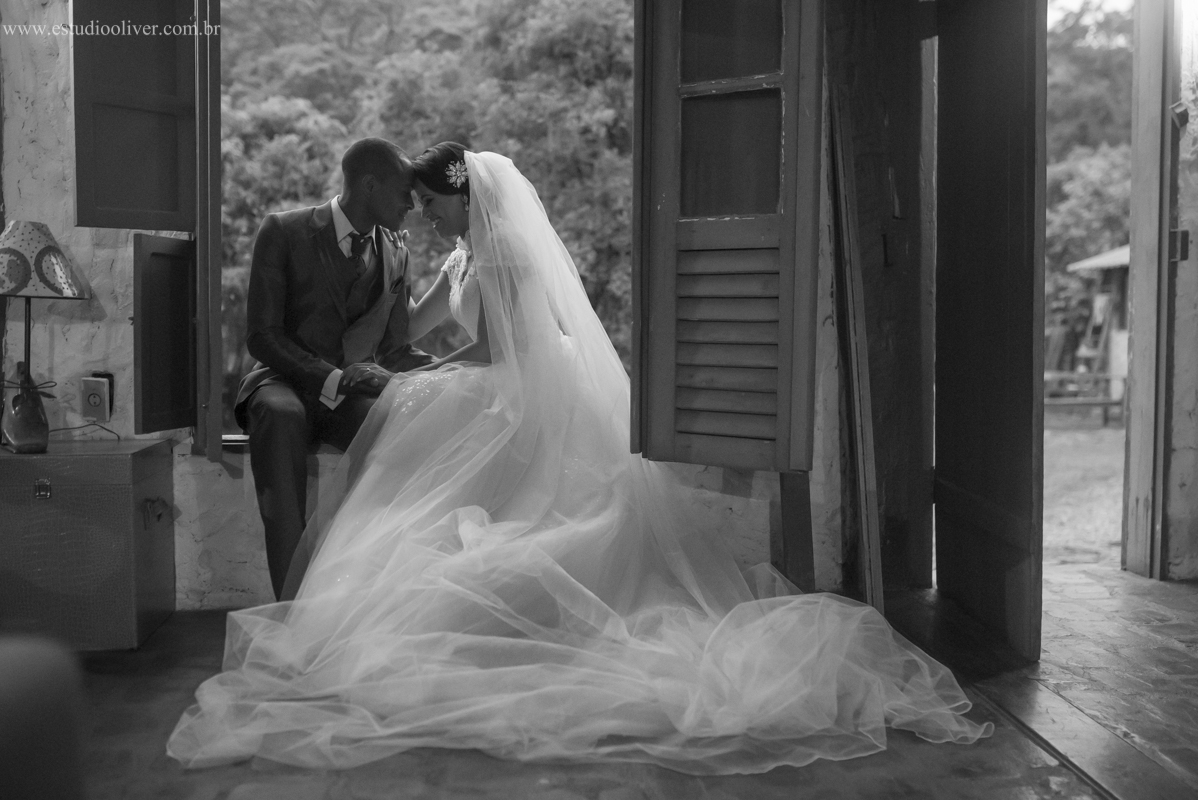 pós casamento, fotos romântica,  estudio oliver, studio oliver, fotografos de belo horizonte, fotografo em bh, estudio em bh, estudio em belo horizonte,  ensaio de casal, fotos pós de casamento, fotografo em caete, vestido de noiva,  v