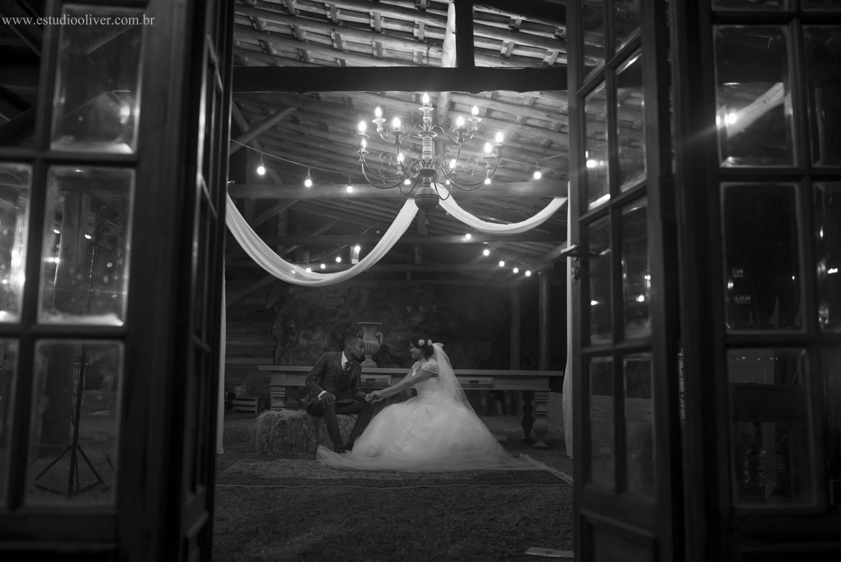 pós casamento, fotos romântica,  estudio oliver, studio oliver, fotografos de belo horizonte, fotografo em bh, estudio em bh, estudio em belo horizonte,  ensaio de casal, fotos pós de casamento, fotografo em caete, vestido de noiva,  v