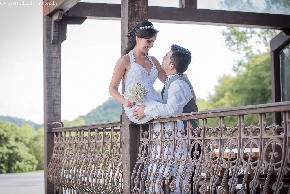 pós casamento, fotos romantica,  estudio oliver, studio oliver, fotografos de belo horizonte, fotografo em bh, estudio em bh, estudio em belo horizonte,  ensaio de casal, fotos pós de casamento, fotografo em betim, vestido de noiva,  vestido