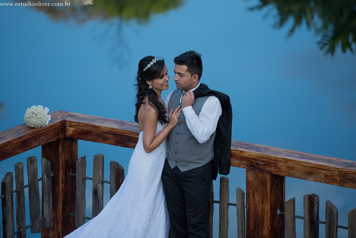 pós casamento, fotos romantica,  estudio oliver, studio oliver, fotografos de belo horizonte, fotografo em bh, estudio em bh, estudio em belo horizonte,  ensaio de casal, fotos pós de casamento, fotografo em betim, vestido de noiva,  vestido