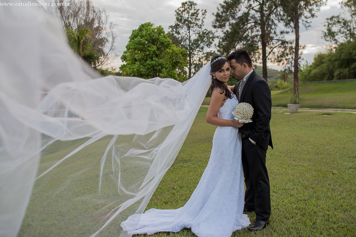 pós casamento, fotos romantica,  estudio oliver, studio oliver, fotografos de belo horizonte, fotografo em bh, estudio em bh, estudio em belo horizonte,  ensaio de casal, fotos pós de casamento, fotografo em betim, vestido de noiva,  vestido