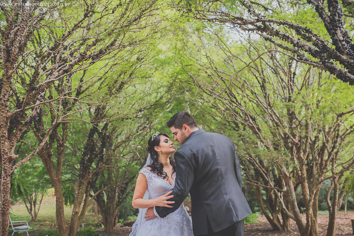 pós casamento,  fotos de pós casamento, fotos romântica, ,  buque lilas, buquelindo, vestido de noiva,  fotografia de noivos, fotos de noivas, fotografo criativo, ensaio pós casamento,  fotos vintage,  joão paulo oliver, 