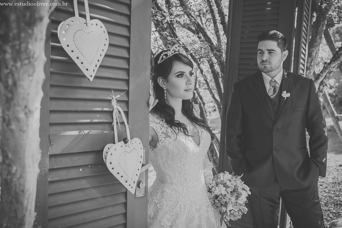 pós casamento,  fotos de pós casamento, fotos romântica, ,  buque lilas, buquelindo, vestido de noiva,  fotografia de noivos, fotos de noivas, fotografo criativo, ensaio pós casamento,  fotos vintage,  joão paulo oliver, 