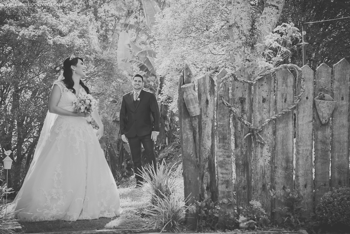 pós casamento,  fotos de pós casamento, fotos romântica, ,  buque lilas, buquelindo, vestido de noiva,  fotografia de noivos, fotos de noivas, fotografo criativo, ensaio pós casamento,  fotos vintage,  joão paulo oliver, 