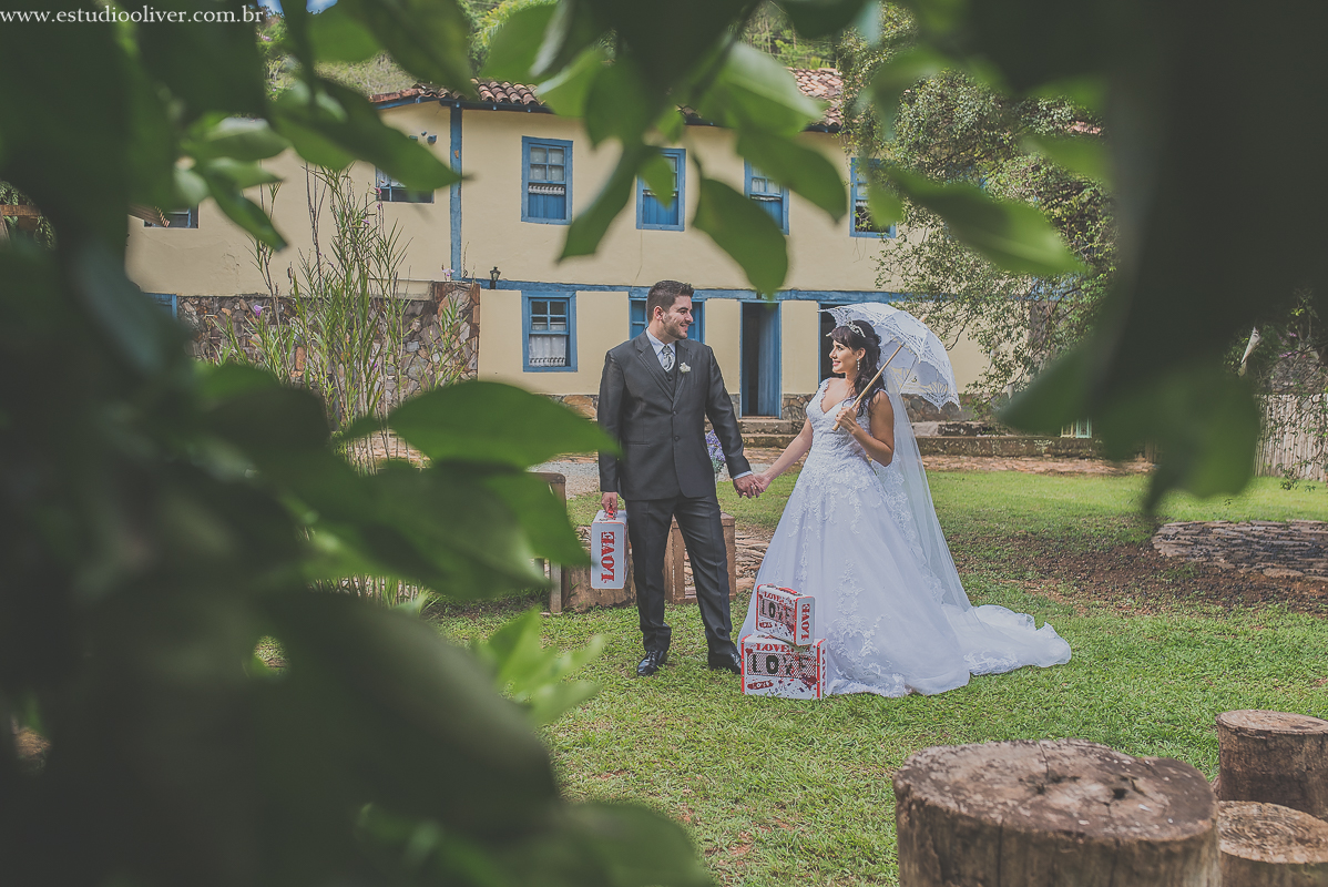 pós casamento,  fotos de pós casamento, fotos romântica, ,  buque lilas, buquelindo, vestido de noiva,  fotografia de noivos, fotos de noivas, fotografo criativo, ensaio pós casamento,  fotos vintage,  joão paulo oliver, 