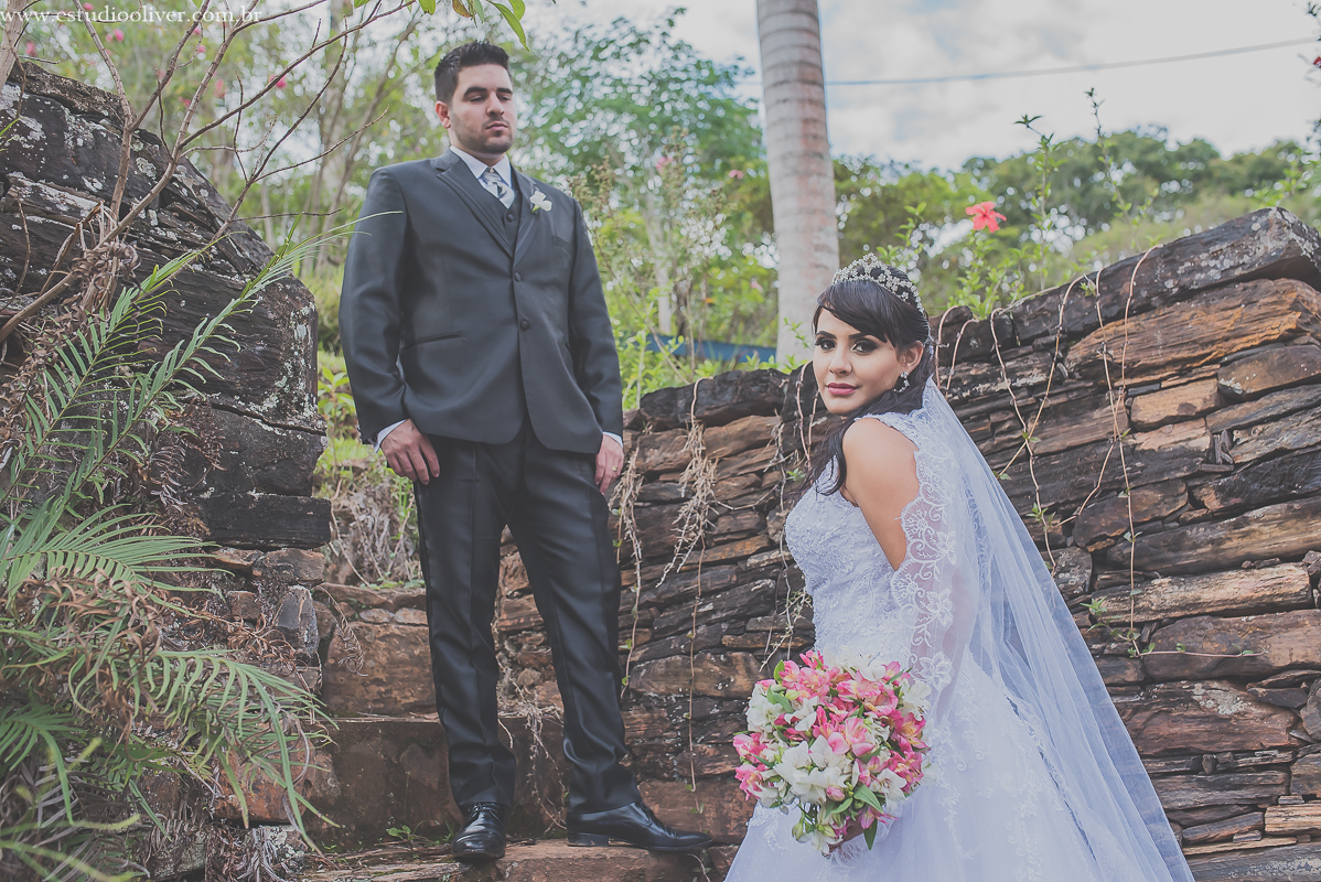 pós casamento,  fotos de pós casamento, fotos romântica, ,  buque lilas, buquelindo, vestido de noiva,  fotografia de noivos, fotos de noivas, fotografo criativo, ensaio pós casamento,  fotos vintage,  joão paulo oliver, 