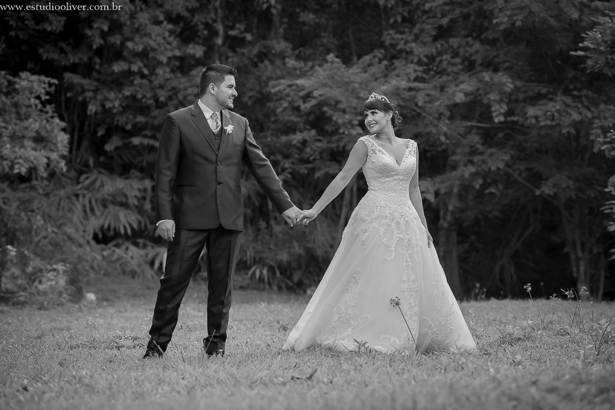 pós casamento,  fotos de pós casamento, fotos romântica, ,  buque lilas, buquelindo, vestido de noiva,  fotografia de noivos, fotos de noivas, fotografo criativo, ensaio pós casamento,  fotos vintage,  joão paulo oliver, 