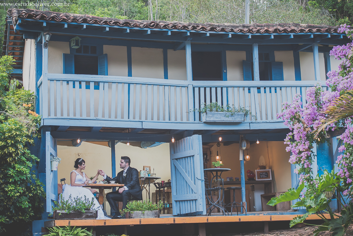 pós casamento,  fotos de pós casamento, fotos romântica, ,  buque lilas, buquelindo, vestido de noiva,  fotografia de noivos, fotos de noivas, fotografo criativo, ensaio pós casamento,  fotos vintage,  joão paulo oliver, 