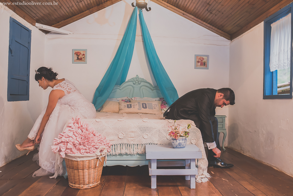 pós casamento,  fotos de pós casamento, fotos romântica, ,  buque lilas, buquelindo, vestido de noiva,  fotografia de noivos, fotos de noivas, fotografo criativo, ensaio pós casamento,  fotos vintage,  joão paulo oliver, 