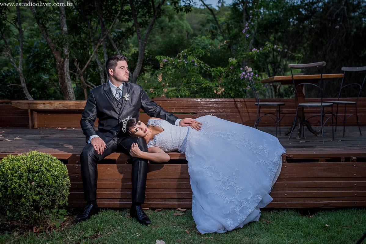 pós casamento,  fotos de pós casamento, fotos romântica, ,  buque lilas, buquelindo, vestido de noiva,  fotografia de noivos, fotos de noivas, fotografo criativo, ensaio pós casamento,  fotos vintage,  joão paulo oliver, 