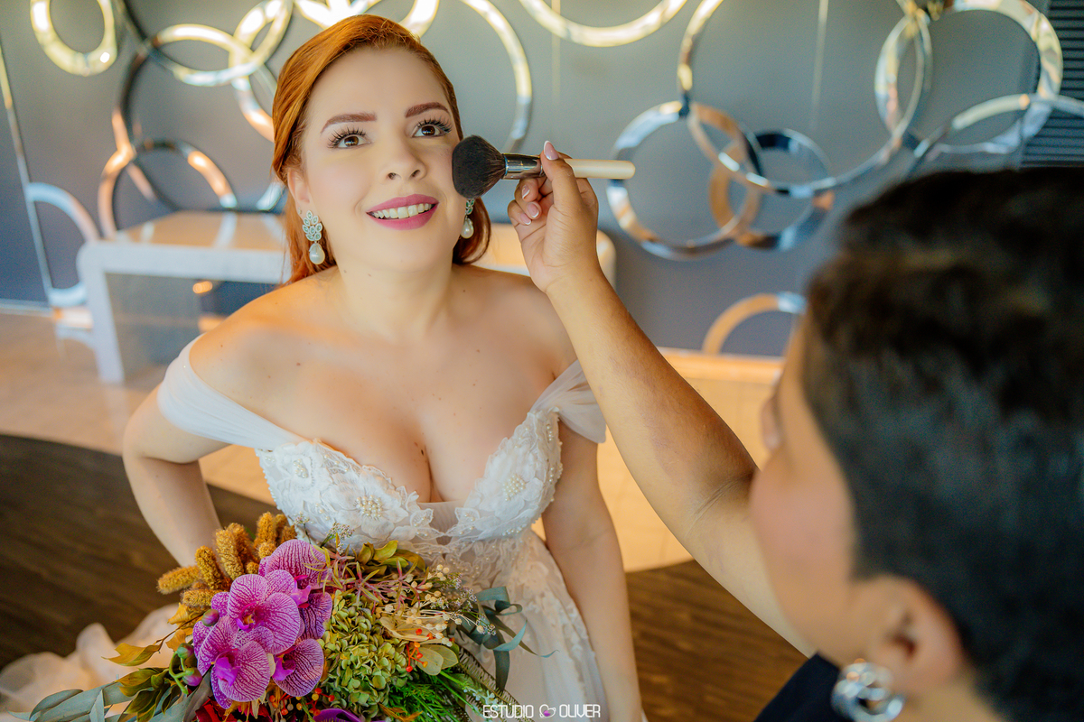 CAAMENTOEMALTOMAR , CASAMENTONOMAR, MSC , MSC PRECIOZA , MSC PREZIOSA , MSC CRUZEIROS , CRUZEIRO , VESTIDODENOIVA, NOIVANOCRUZEIRO, ESTUDIOOLIVER