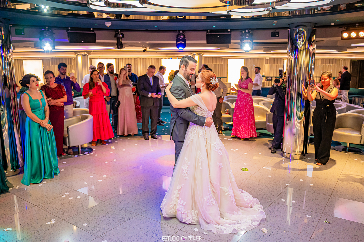 CAAMENTOEMALTOMAR , CASAMENTONOMAR, MSC , MSC PRECIOZA , MSC PREZIOSA , MSC CRUZEIROS , CRUZEIRO , VESTIDODENOIVA, NOIVANOCRUZEIRO, ESTUDIOOLIVER