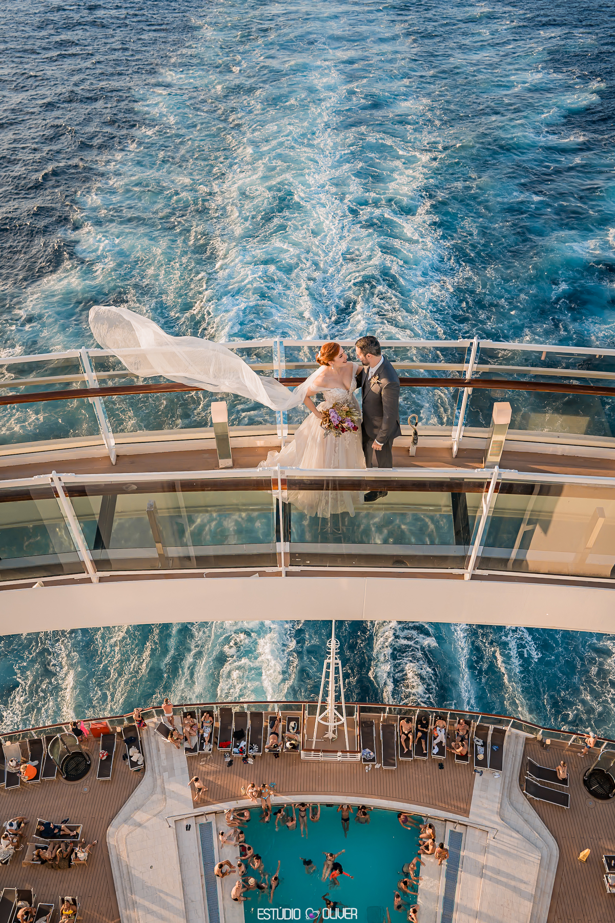 CAAMENTOEMALTOMAR , CASAMENTONOMAR, MSC , MSC PRECIOZA , MSC PREZIOSA , MSC CRUZEIROS , CRUZEIRO , VESTIDODENOIVA, NOIVANOCRUZEIRO, ESTUDIOOLIVER