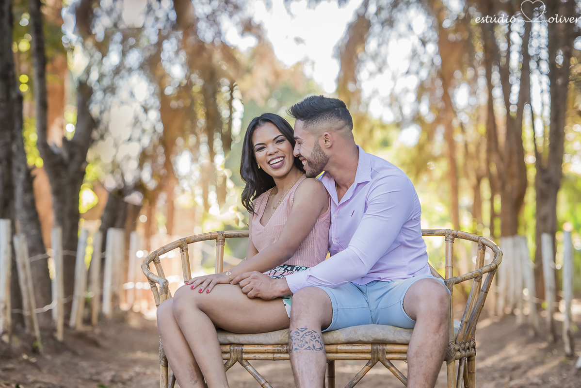 ensaio pre casamento, fotos de ensaios pre casamento, roupa para fotos pre casamento, fotografo em belo horizonte, estudio fotografico