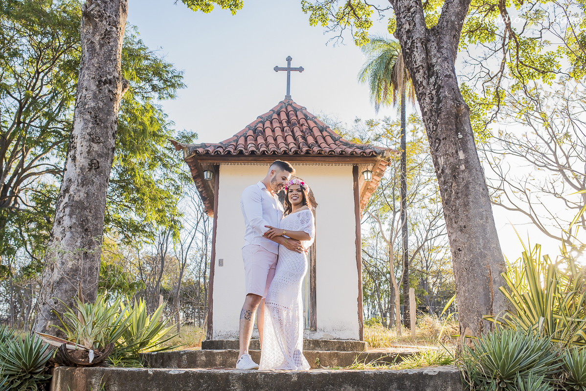 ensaio pre casamento, fotos de ensaios pre casamento, roupa para fotos pre casamento, fotografo em belo horizonte, estudio fotografico, ensaio pre casamento na serra do cipo, ensaio serra do cipo