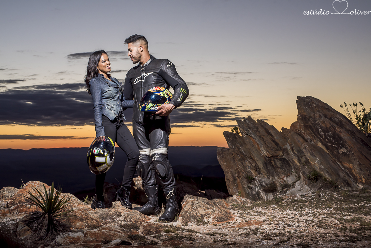ensaio pre casamento, fotos de ensaios pre casamento, roupa para fotos pre casamento, fotografo em belo horizonte, estudio fotografico, ensaio pre casamento na serra do cipo, ensaio serra do cipo