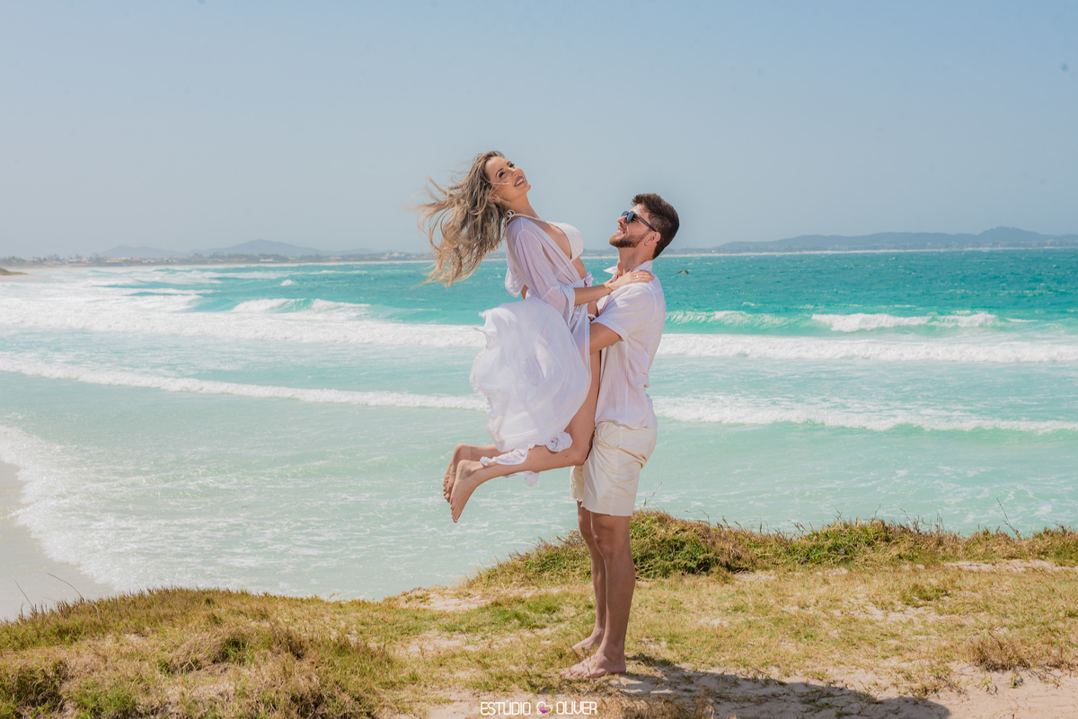 rio de janeiro, ensaio pre casamento no rio de janeiro, making off da noiva no rio de janeiro, casamento no rio de janeiro, casando em arraial do cabo fotografia de casamento, estudio oliver, casamento em região dos lago , vestido de noiva, ensaio noivos 