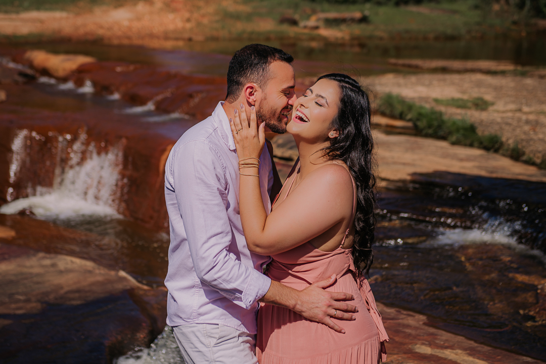 spordosol,precasamento,ensaiocasal,minasgerais,ondefazerensaios,fotosdecasamento,precasamentonacachoeira,precasamento,vestidoscasamento