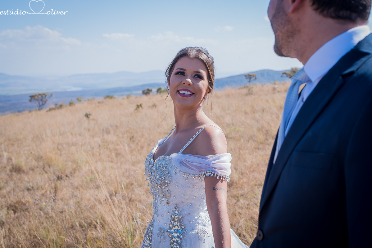 casamento dia da noiva, Estudio Oliver, externas,  filmagem, foto, fotografia,  noivas, noivos, pre wedding save the date,fotografo em belo horizonte capitolio escarpas do lago