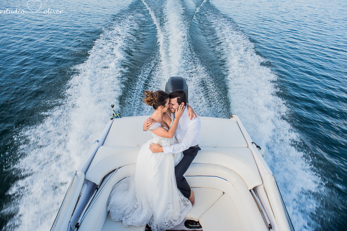 casamento, cerimonia, dia da noiva, emoção,  Estudio Oliver, externas, festa, filmagem, foto, fotografia,  noivas, noivos, pre wedding save the date,fotografo em belo horizonte