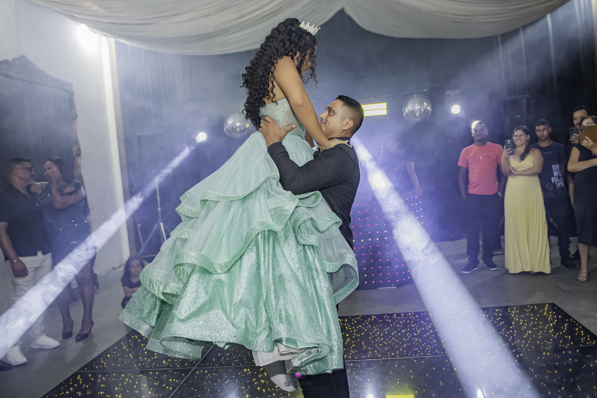 15anos,festade15anos,ribeirao das neves,debutante,belo horizonte, decoraçao azul festa de 15 anos, penteado debutante, maquiagem debutante, maquiagem, decoraçao, valsa, vestido de 15 anos, vestido, vestido azul