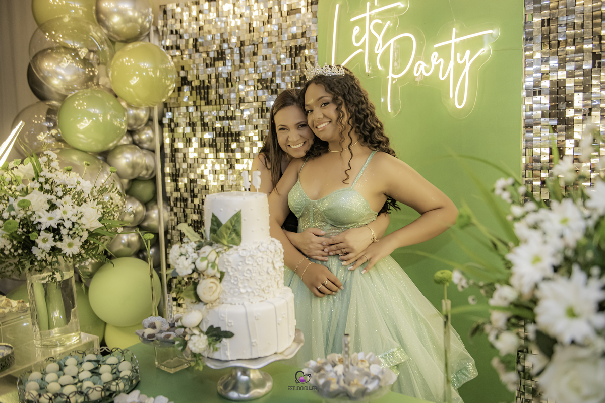 15anos,festade15anos,ribeirao das neves,debutante,belo horizonte, decoraçao azul festa de 15 anos, penteado debutante, maquiagem debutante, maquiagem, decoraçao, valsa, vestido de 15 anos, vestido, vestido azul