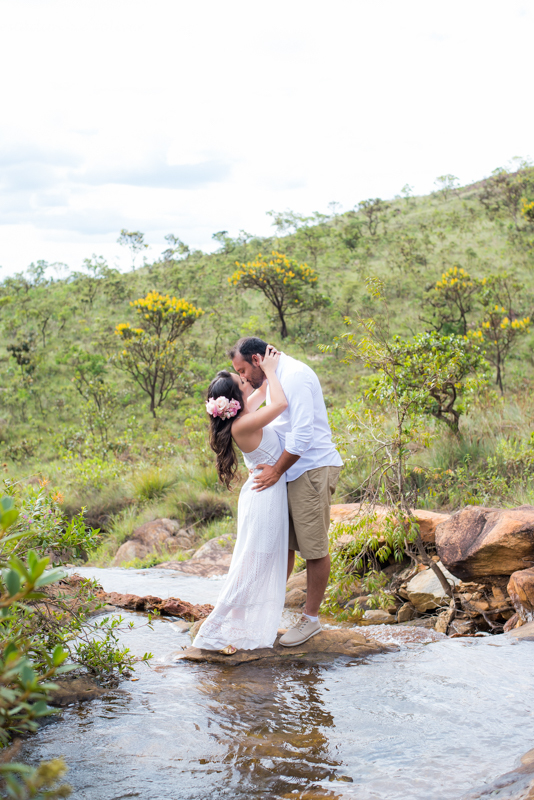 Estudio Oliver, externas, festa, filmagem, foto, pre casamento diferente save the date lugar lindo cavalo chapeu local verde 