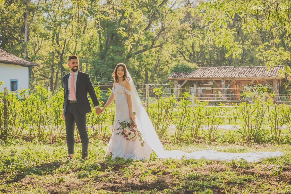 amor,casamento, cerimonia, dia especial, emoção,  Estudio Oliver, externas, festa, filmagem, foto, pre casamento diferente save the date lugar lindo 