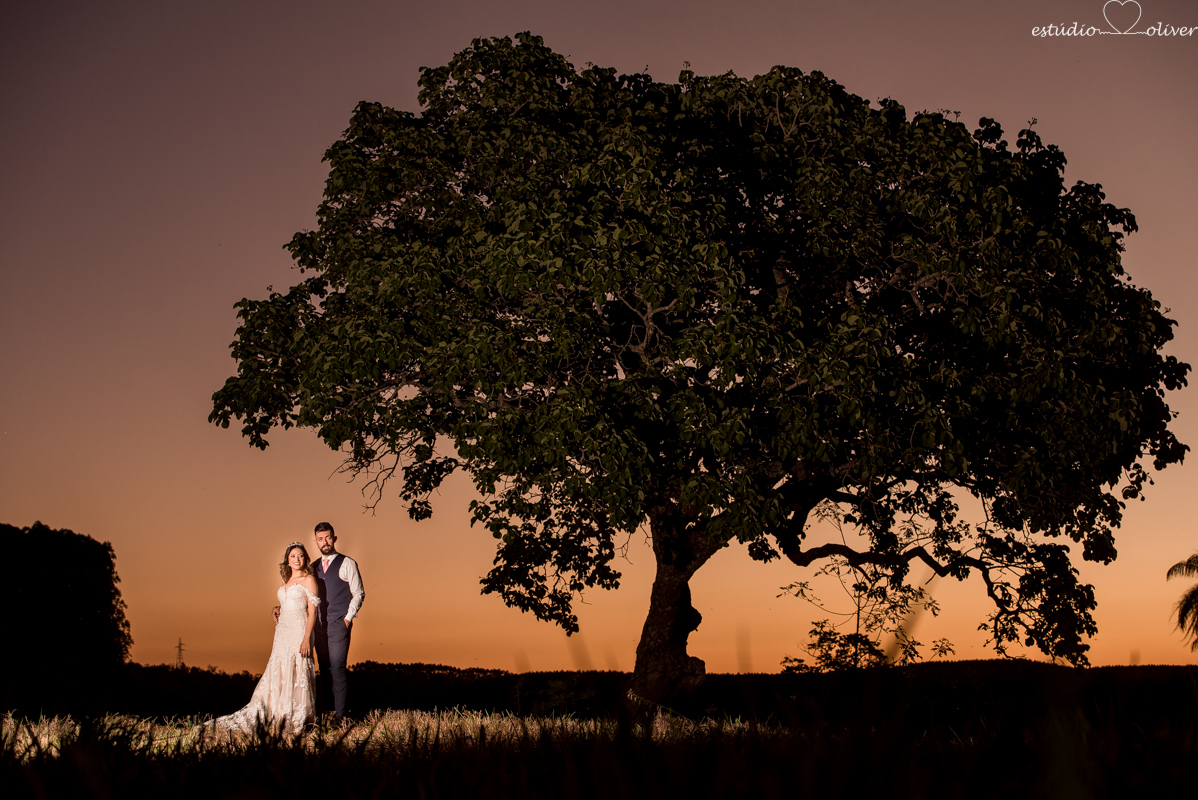 amor,casamento, cerimonia, dia especial, emoção,  Estudio Oliver, externas, festa, filmagem, foto, pre casamento diferente save the date lugar lindo 