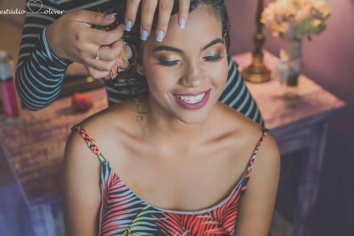 casamento em trancoso,  elopement wedding arraial d´juda, , pre casamento diferente,  casamento na praia arraial d'juda , elopement wedding wedding , Beach praia, maquiagem de noiva,  tipo de buque , trancoso, casamento em tranco,  vestido de noiva, bride