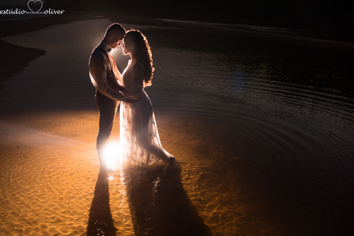 casamento em trancoso,  elopement wedding arraial d´juda, , pre casamento diferente,  casamento na praia arraial d'juda , elopement wedding wedding , Beach praia, maquiagem de noiva,  tipo de buque , trancoso, casamento em tranco,  vestido de noiva, bride