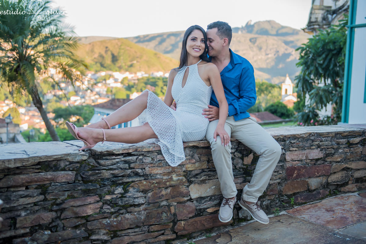 filmagem, foto, pre casamento capitolio furnas minas gerias belo horizonte, brasil apaixonados cachoeira , sorrisos,abraços, ensaio romantico  vestido de noiva