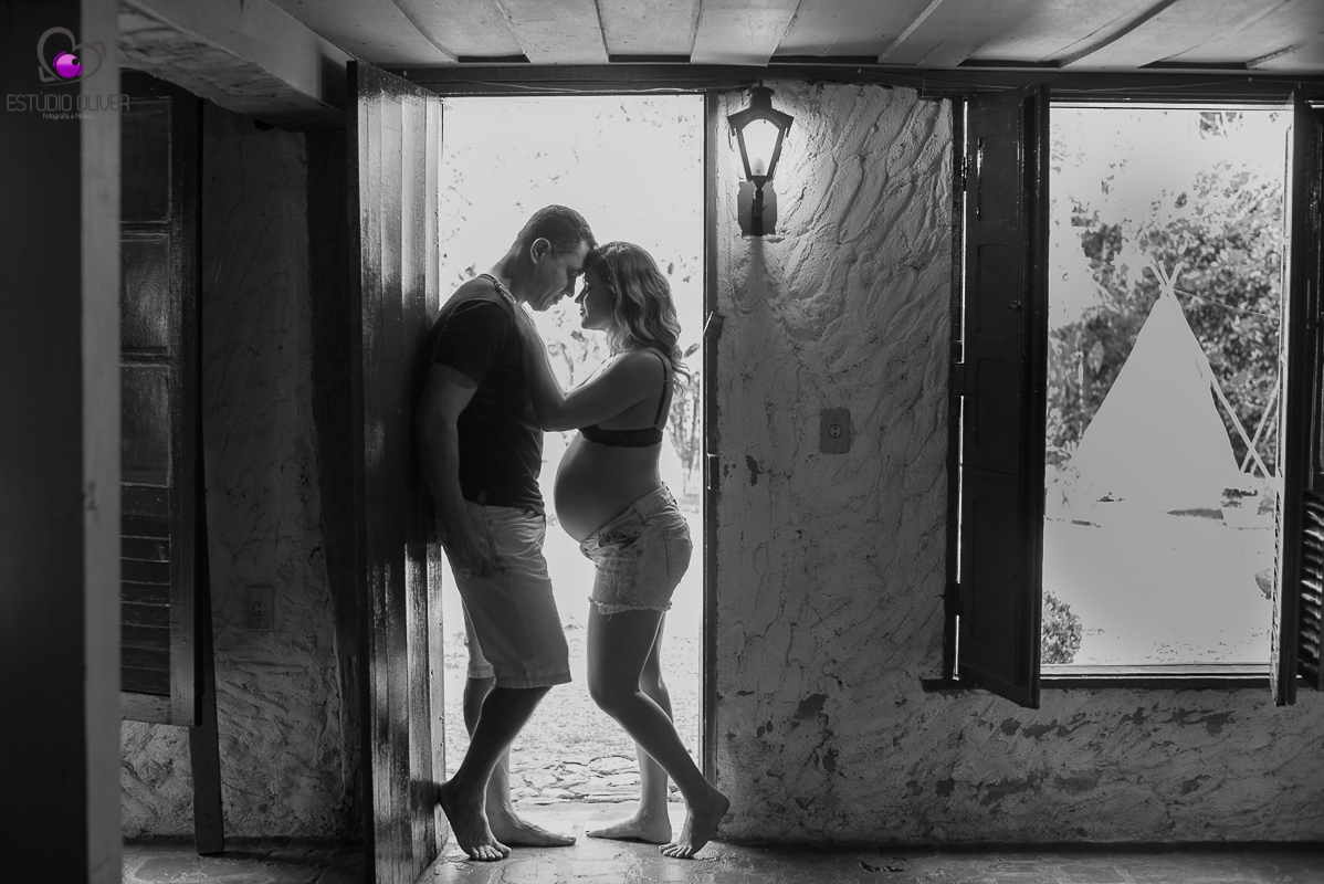 fotografo de gestante em belo horizonte , ensaio intimista , gestante de lingerie , caete , bouganville farm 