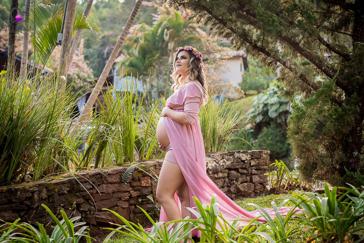 fotografo de gestante em belo horizonte , ensaio intimista , gestante de lingerie , caete , bouganville farm 