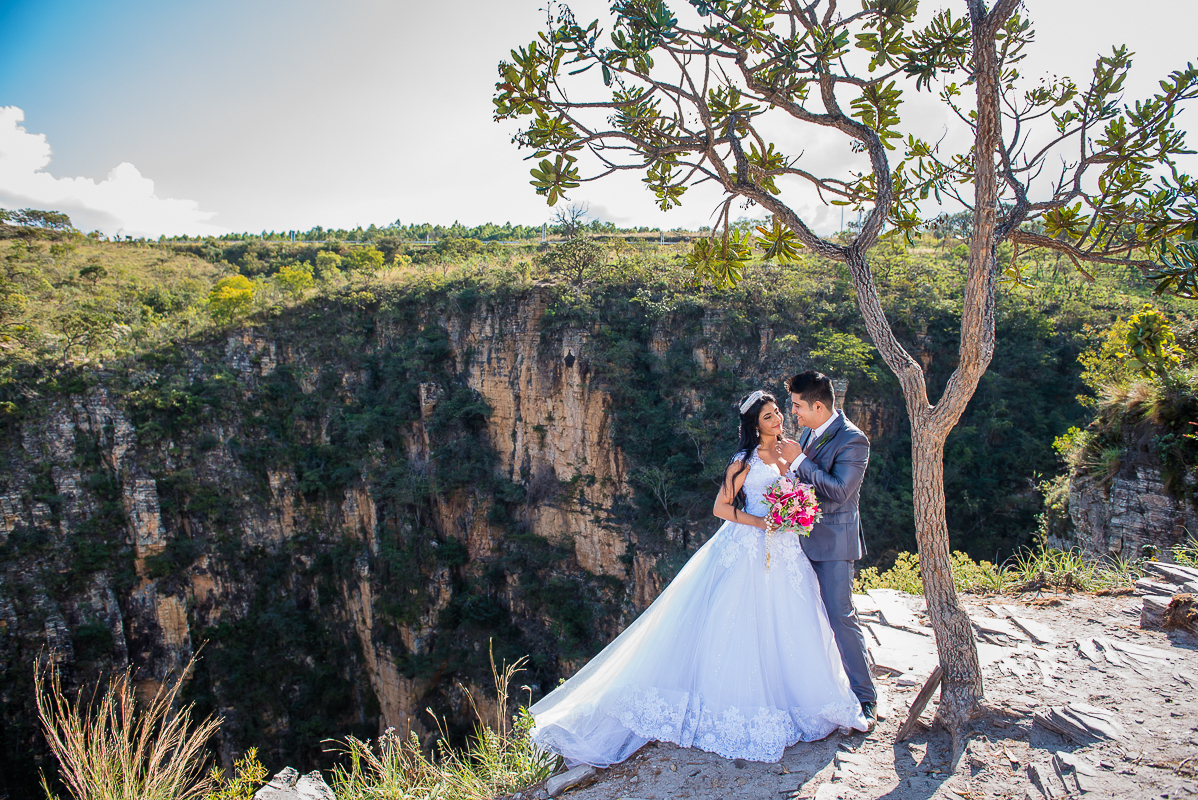 CAPITOLIO, ENSAIO POS CASAMENTO, ENSAIO DE CASAL , ENSAIO MAIS BONITO