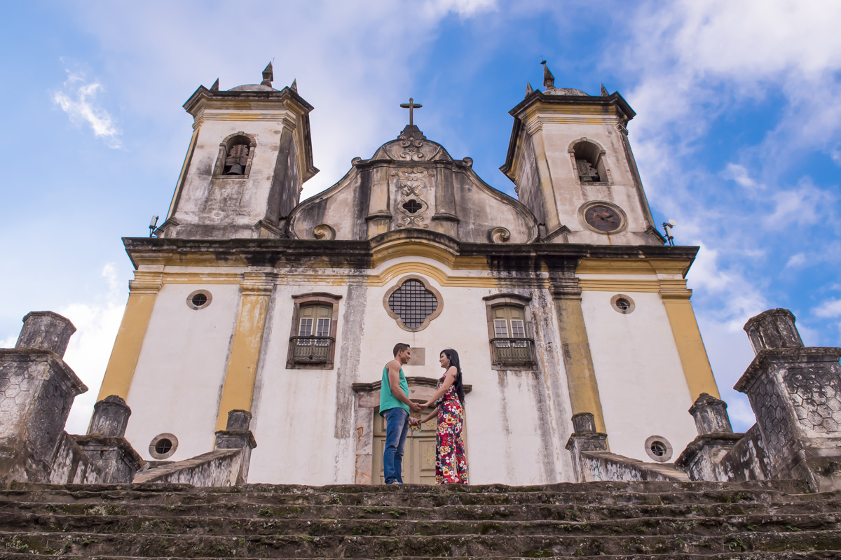 pre wedding, wedding, pre casamento, fotos de pre casamento, fotos de pre wedding, fotos de casamento na cidade ouro preto - mg, casamento em ouro preto -mg, fotos românticas,  fotos despojadas, fotos de casal, fotos em ouro preto, sessão fot